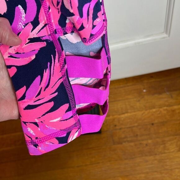 Lilly Pulitzer Womens Floral Cropped Luxletic Leggings Pink Navy Size Small - Picture 7 of 8